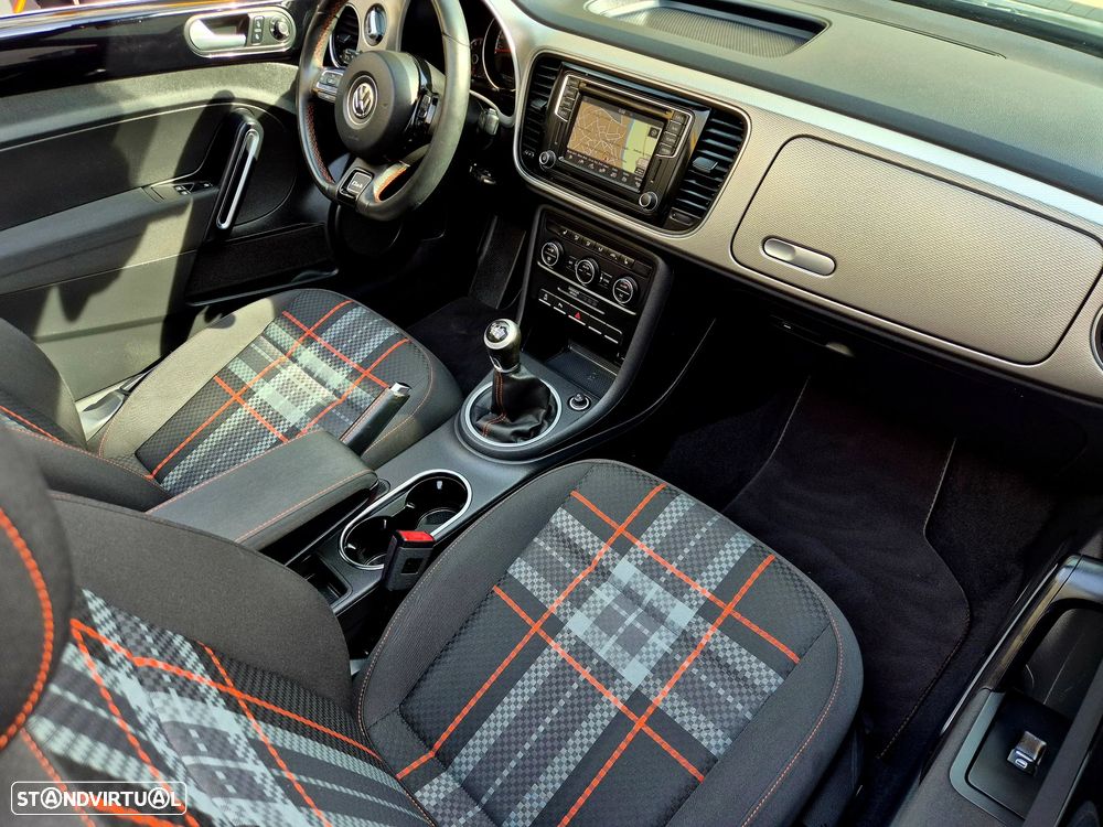 VW New Beetle Cabriolet 1.4 TSI BlueMotion Club - 26