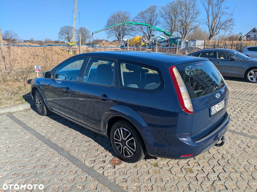 Ford Focus 1.6 Trend EU5 - 4