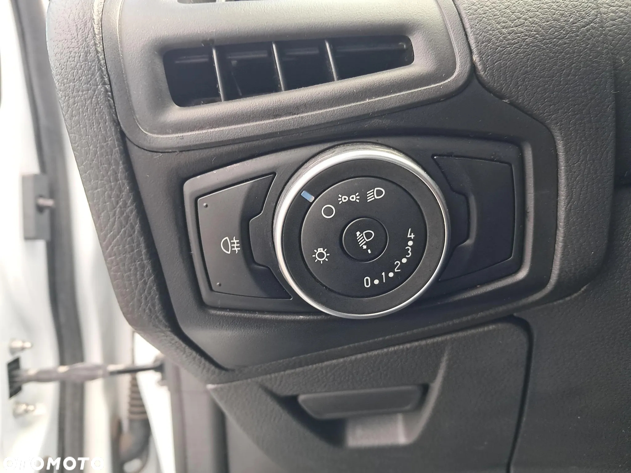 Ford Focus 1.6 Trend - 21
