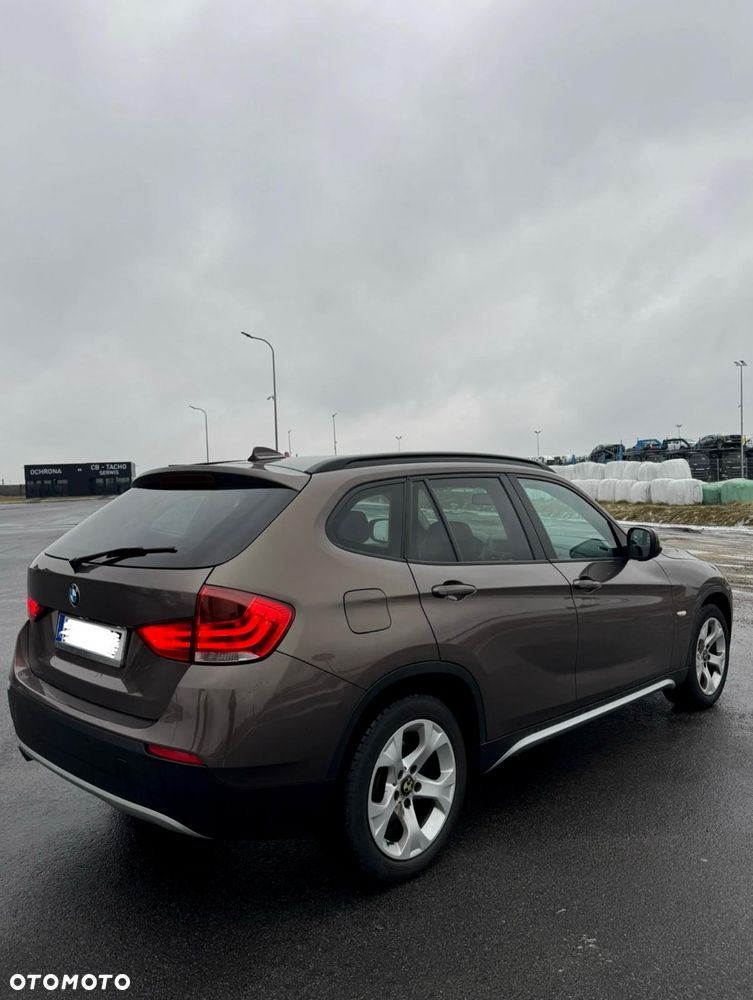 BMW X1 sDrive20d - 4