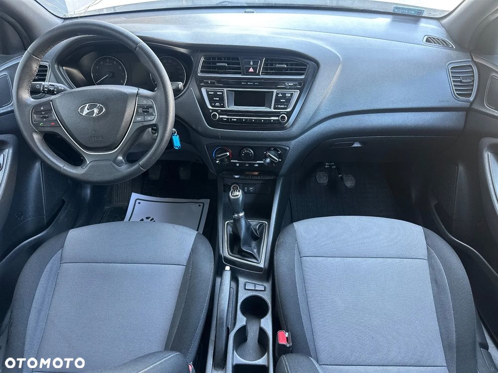 Hyundai i20 1.2 GO - 26
