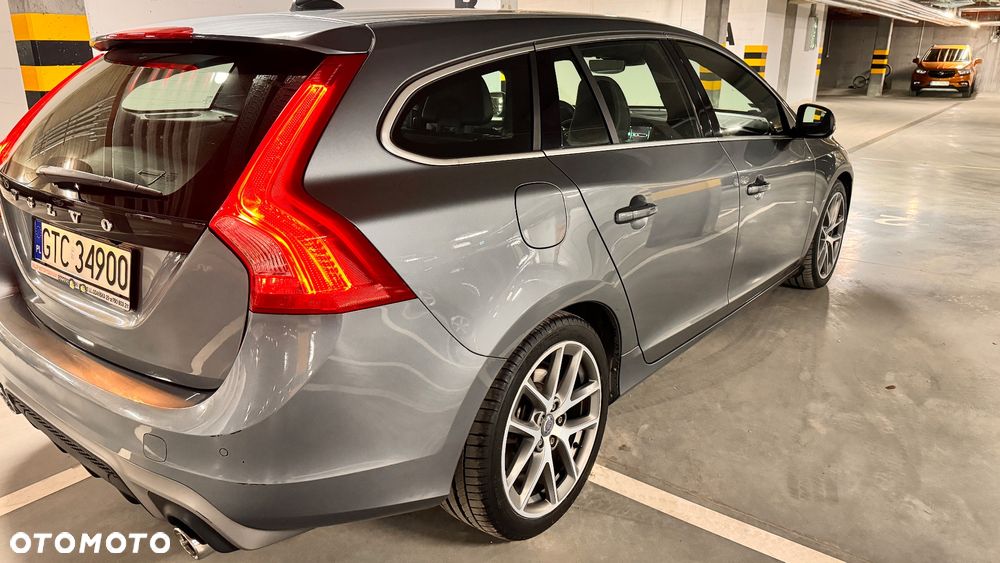 Volvo V60 D3 Geartronic RDesign - 9