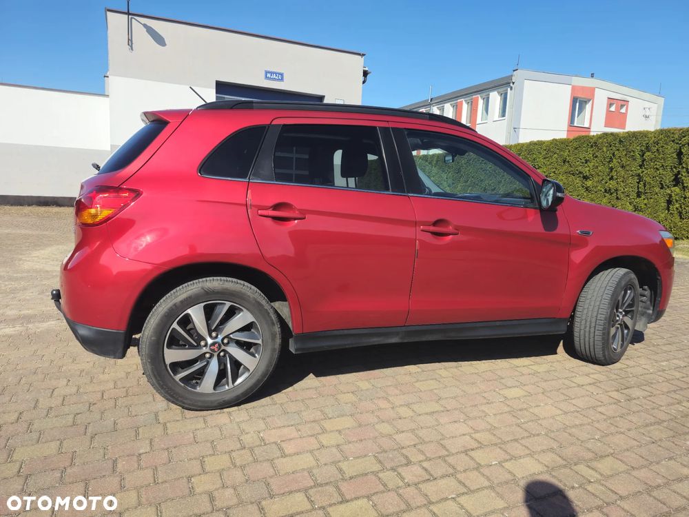 Mitsubishi ASX - 5