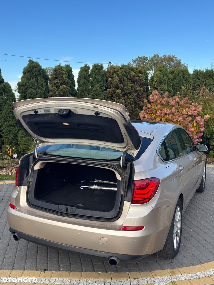 BMW 5GT 535d - 9