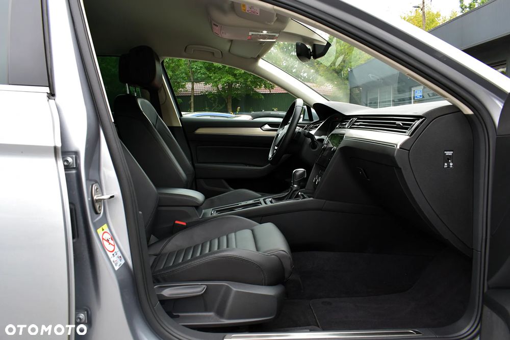 Volkswagen Passat 1.8 TSI BMT Highline DSG - 9