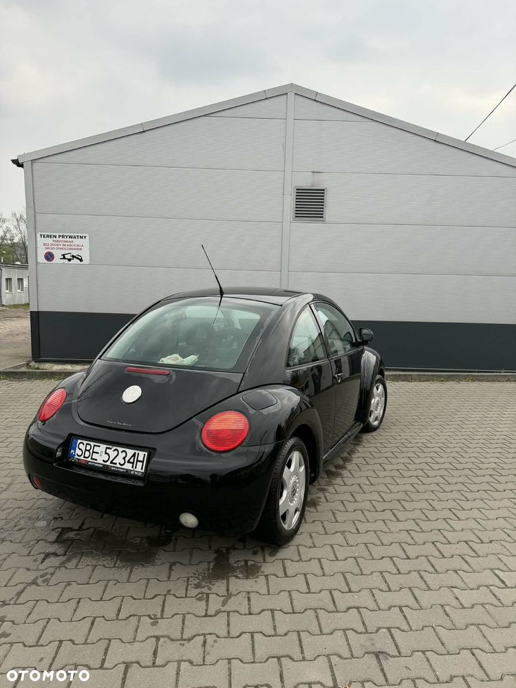 Volkswagen New Beetle 1.6 - 4
