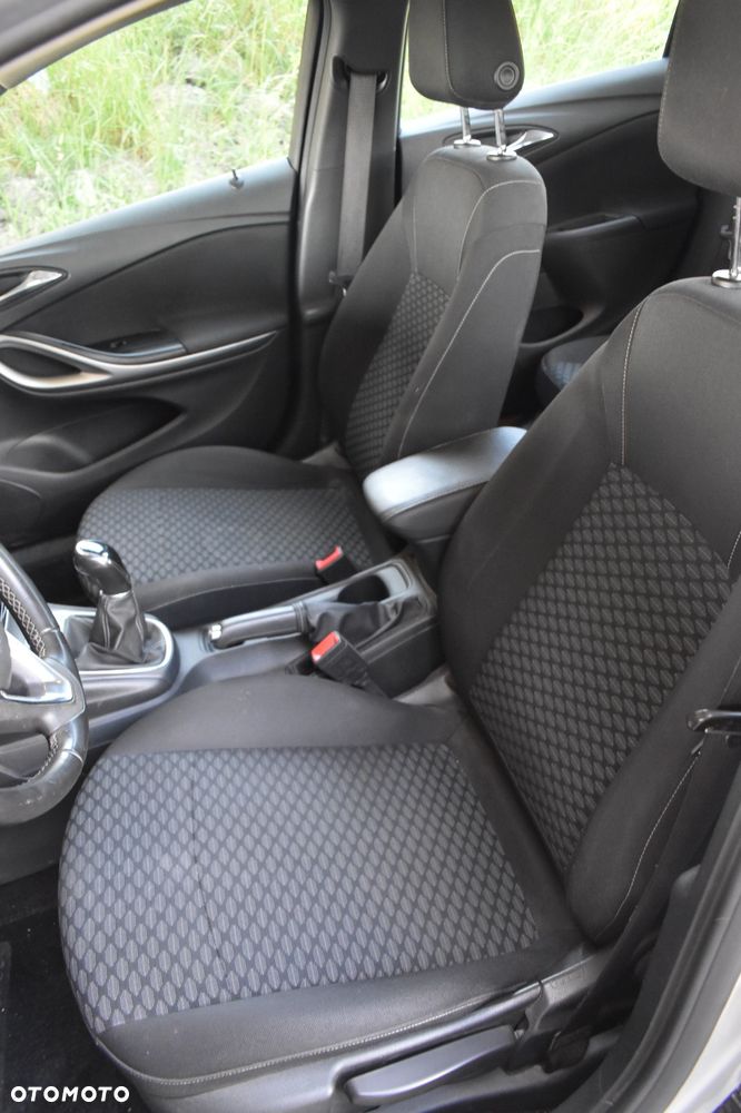 Opel Astra - 12