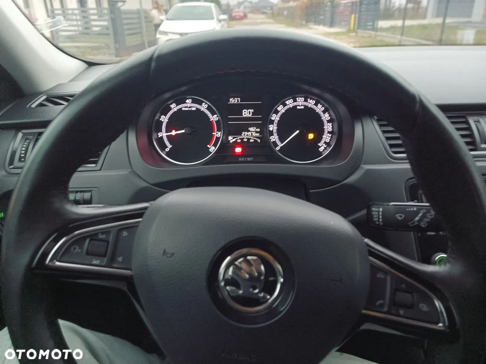 Skoda RAPID 1.0 TSI Active - 27