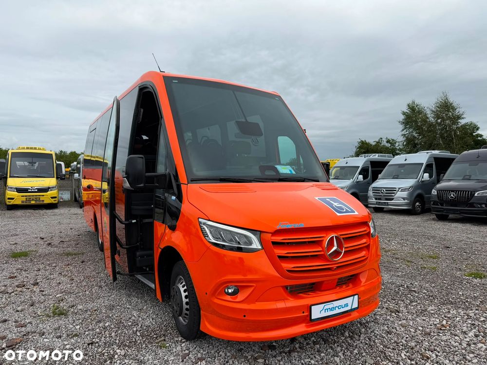 Mercedes-Benz Sprinter 519 - 13
