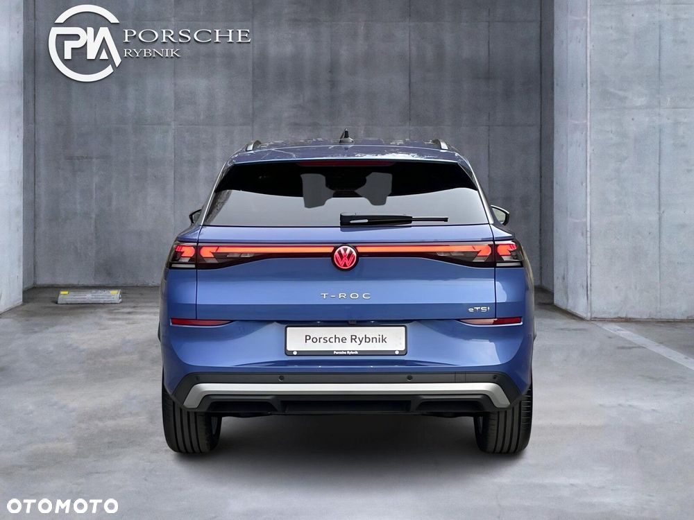 Volkswagen T-Roc - 4