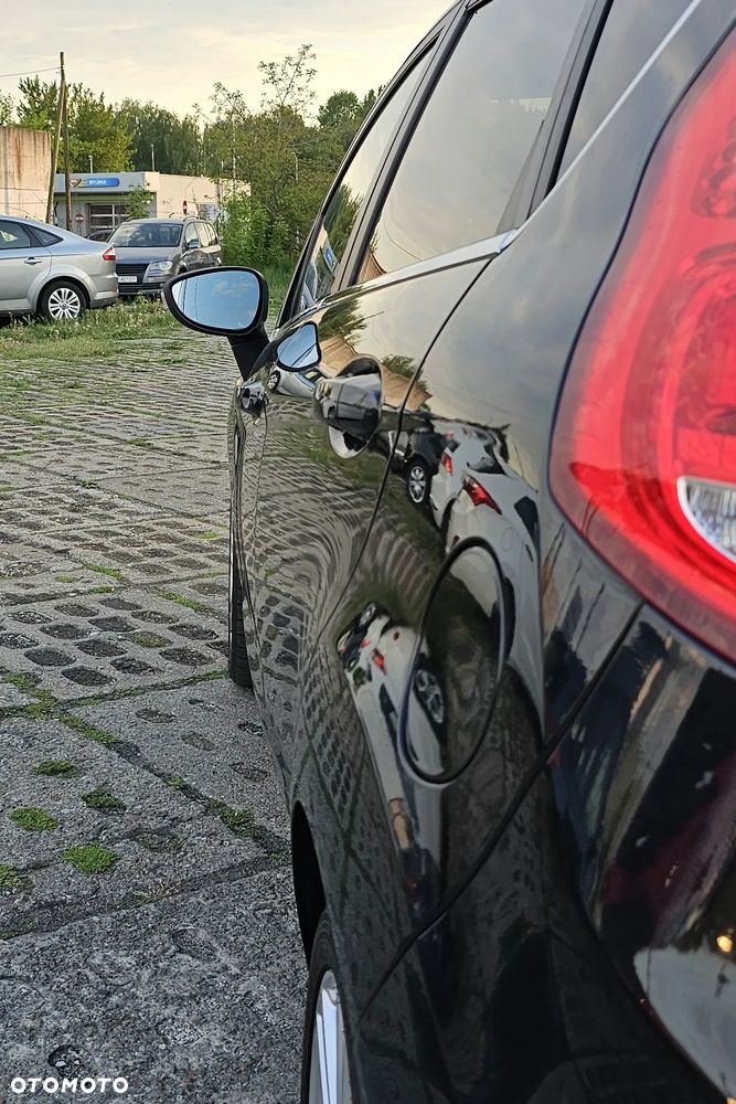 Ford Fiesta 1.4 Titanium - 11