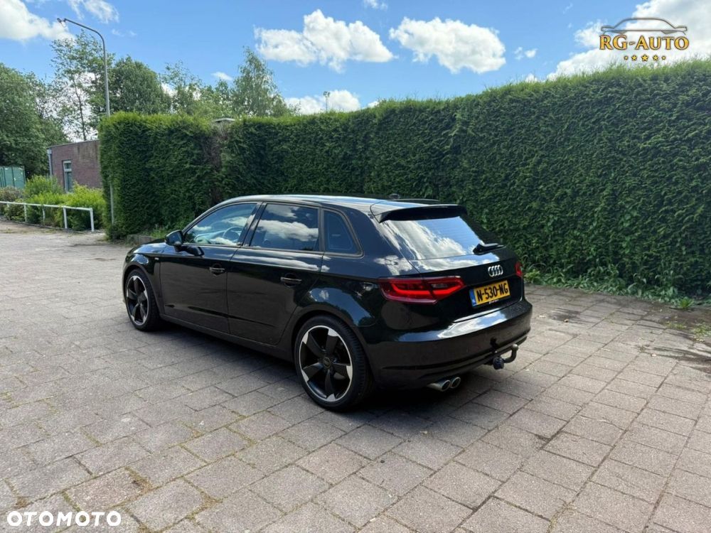 Audi A3 Sportback - 4