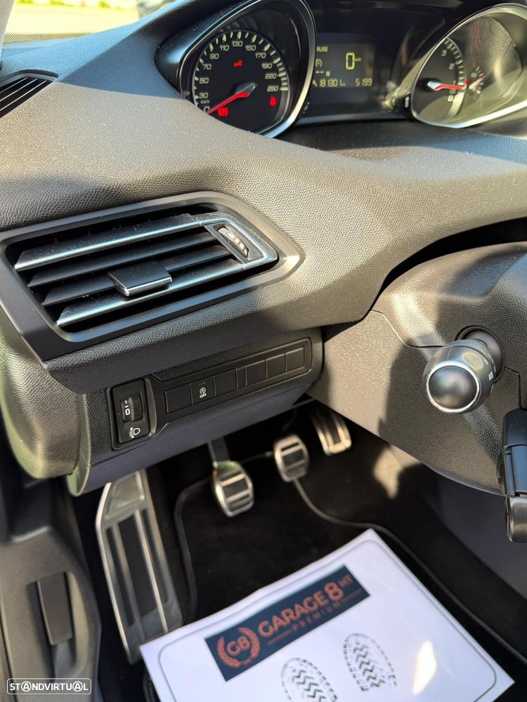 Peugeot 308 1.2 PureTech Allure - 7