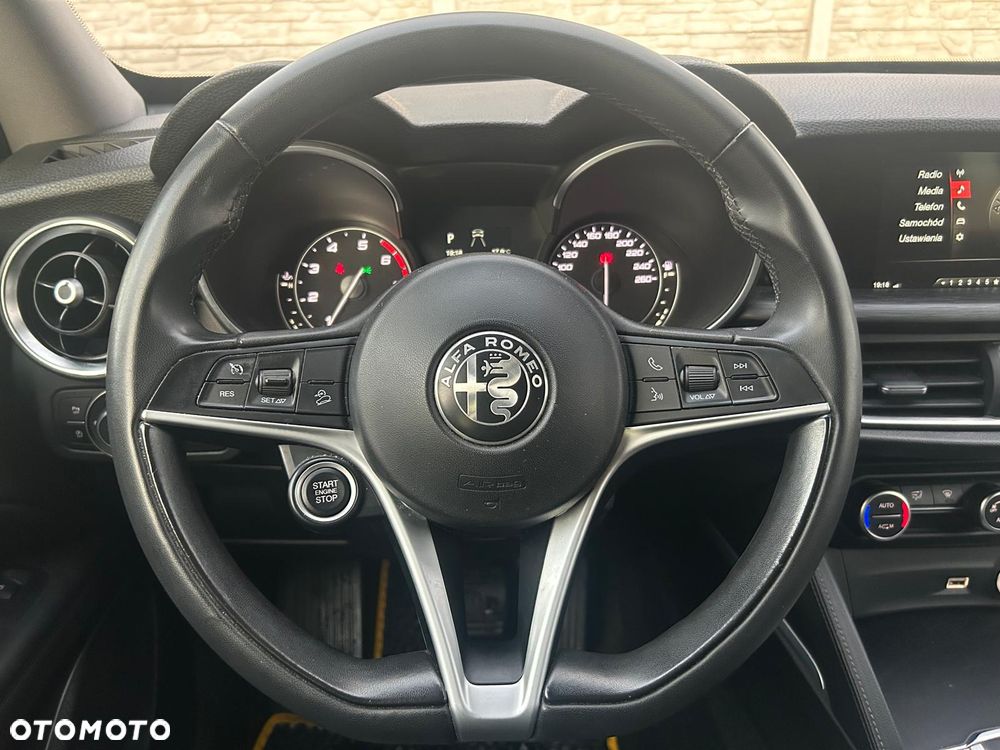 Alfa Romeo Stelvio 2.0 Turbo Super Q4 - 11