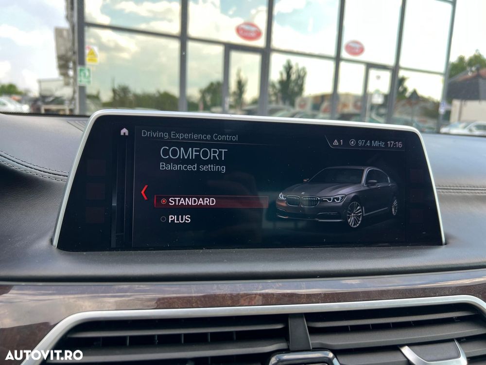 BMW Seria 7 730d xDrive - 35