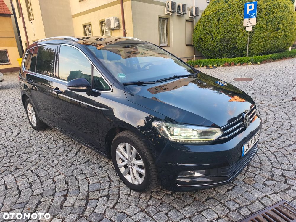 Volkswagen Touran - 2
