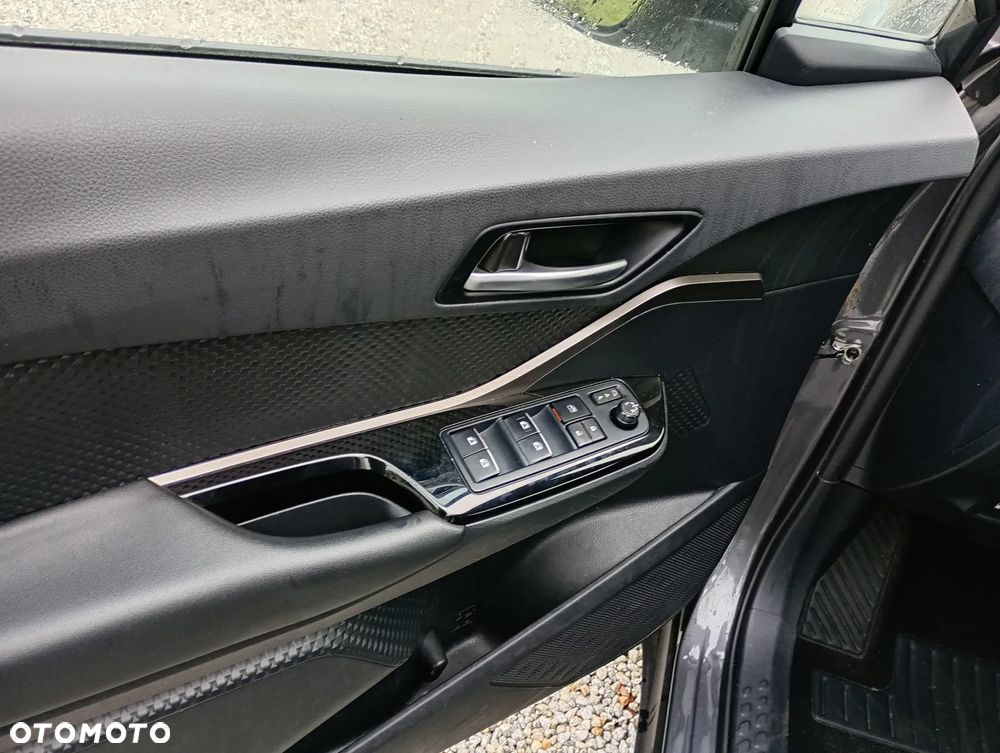 Toyota C-HR Style - 13