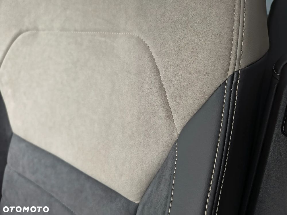 Volkswagen Multivan ver-2-0-tdi-l2-edition-dsg - 22