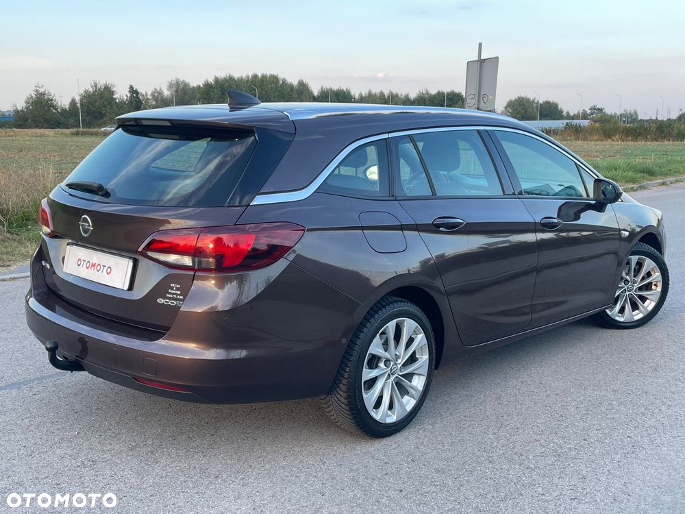 Opel Astra 1.6 D (CDTI) Start/Stop Sports Tourer Selection - 2