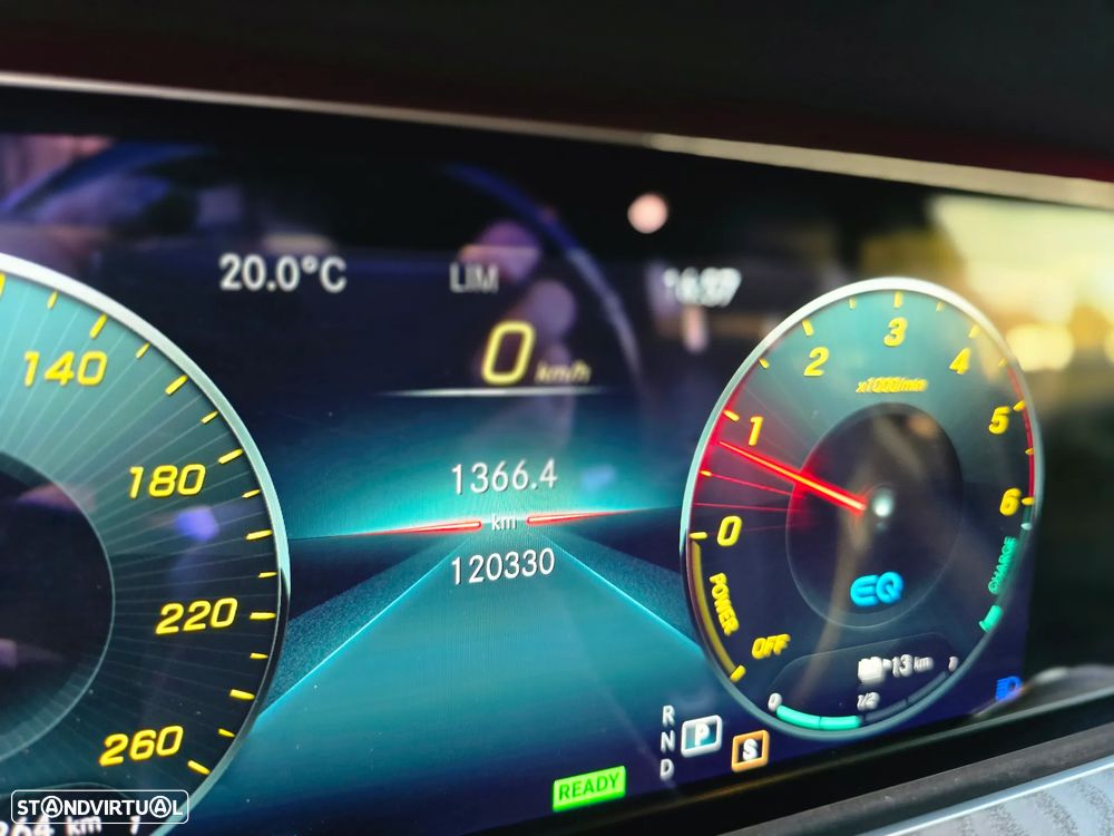 Mercedes-Benz E 300 de AMG Line - 42