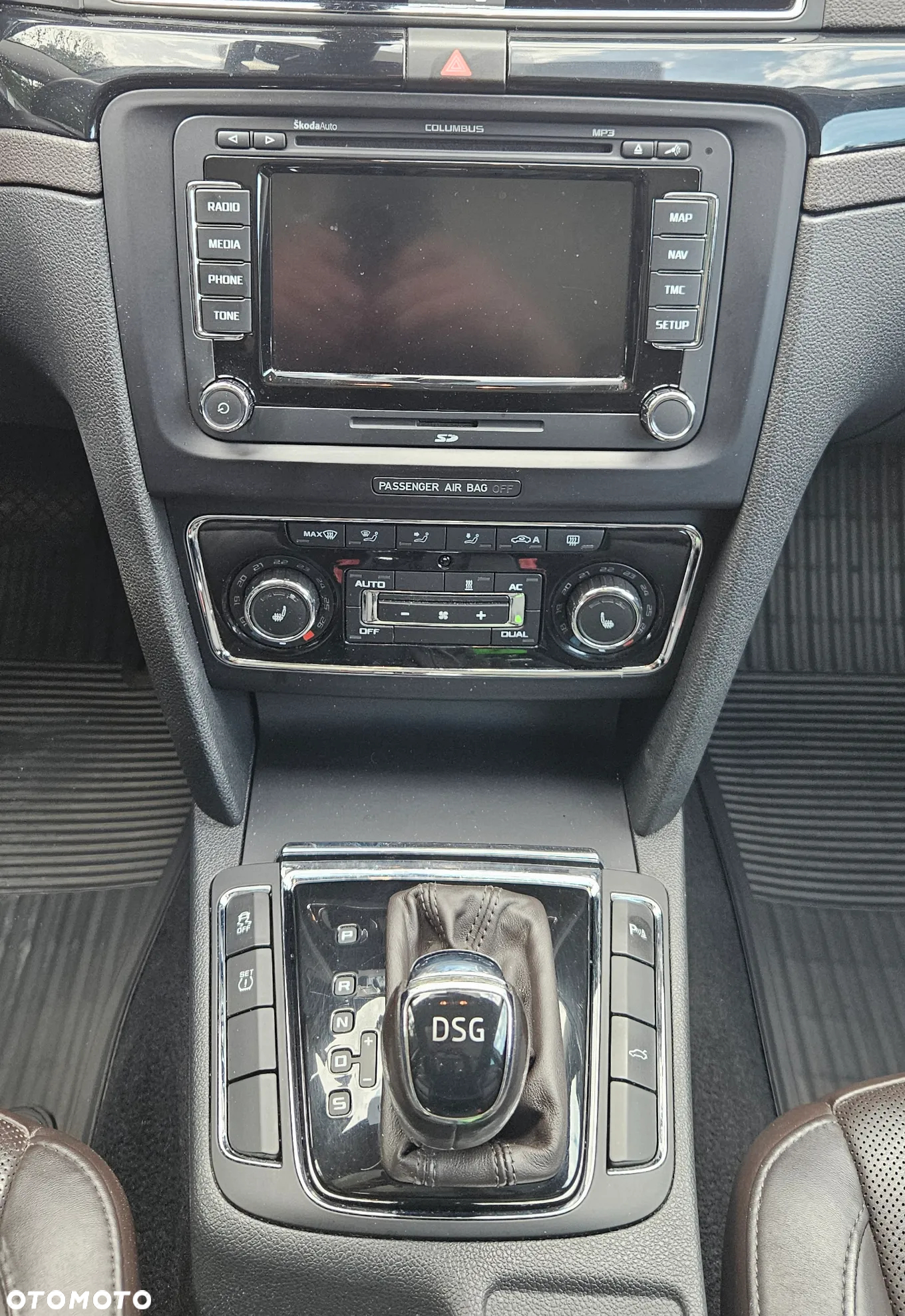 Skoda Superb 2.0 TDI L&K DSG - 18