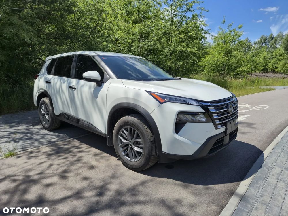 Nissan Rogue - 3