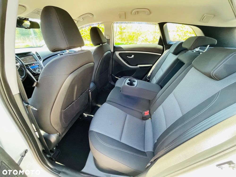 Hyundai i30 blue 1.6 GDI YES Gold - 13