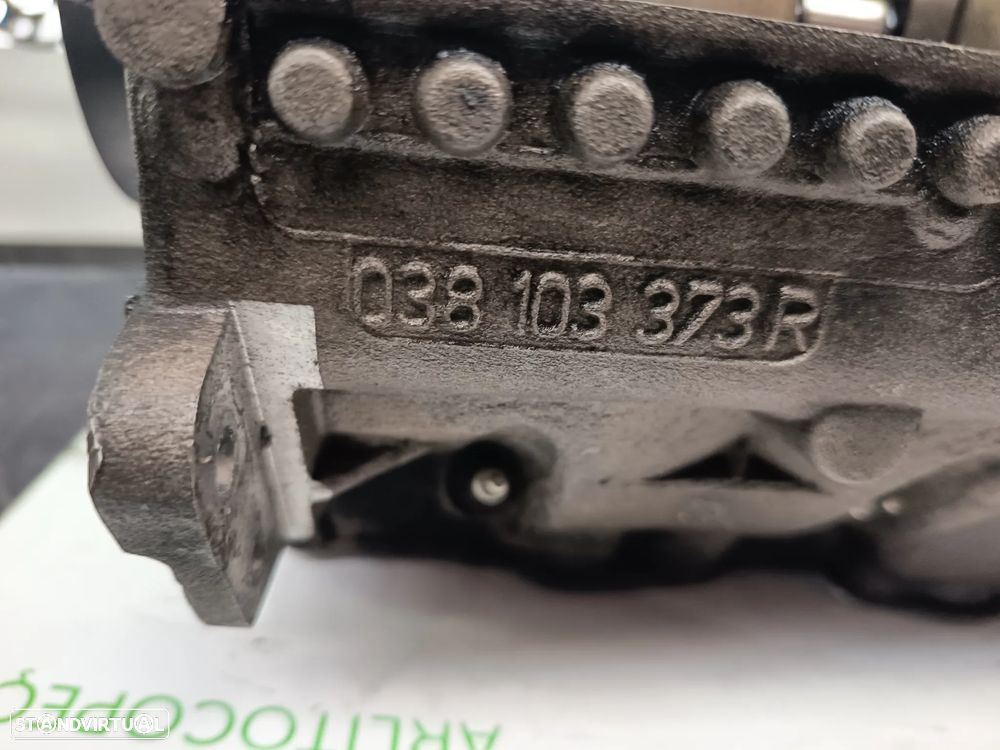 Cabeça de motor Audi A4 2004 Ref: 038103373R - 5