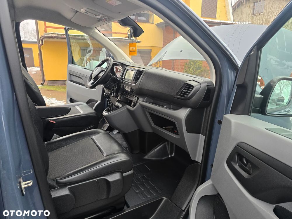 Opel Vivaro - 19