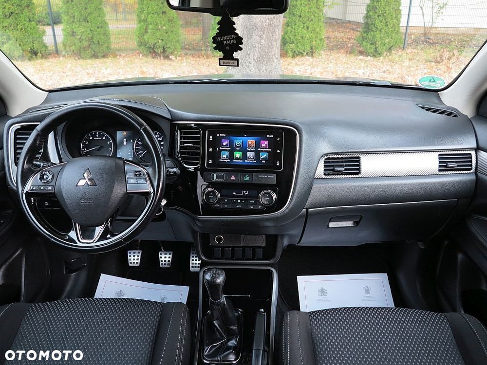 Mitsubishi Outlander 2.0 2WD Edition 100 - 10