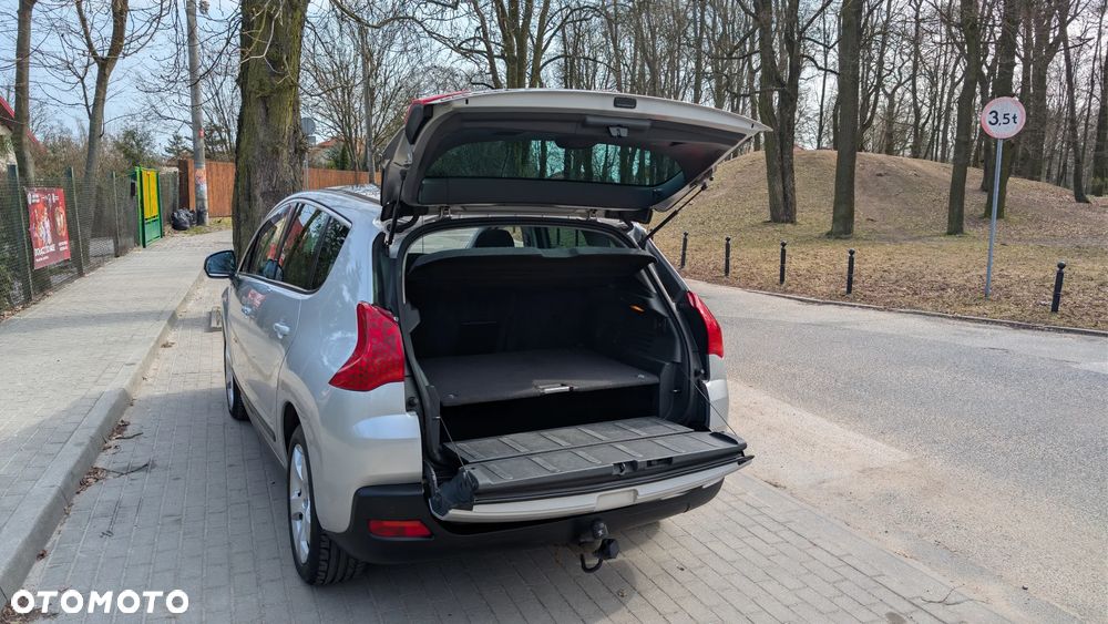 Peugeot 3008 HDi 115 Allure - 4