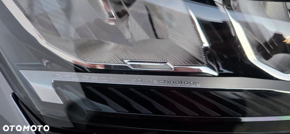 Peugeot 308 BlueHDi 130 EAT8 Stop & Start Allure Pack - 23