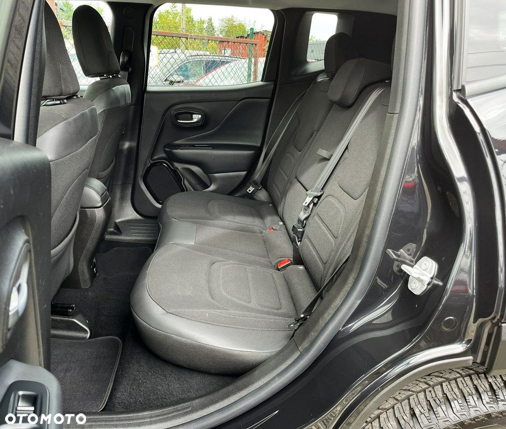 Jeep Renegade 1.6 MultiJet Night Eagle - 34