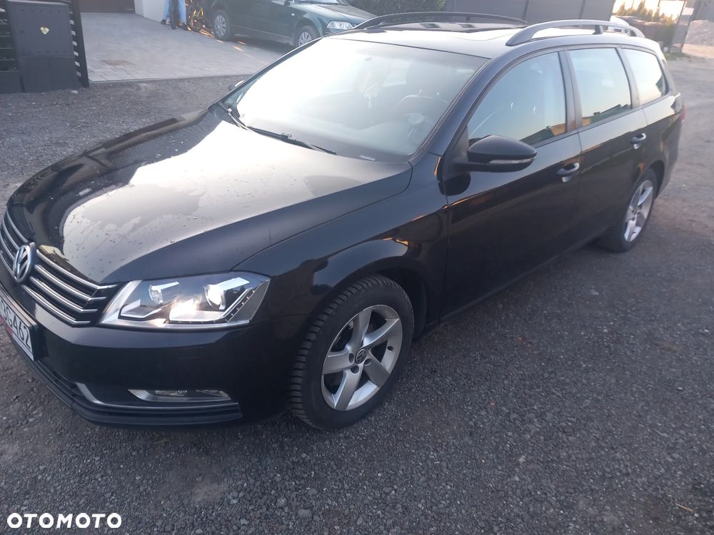 Volkswagen Passat 2.0 TDI Comfortline - 13