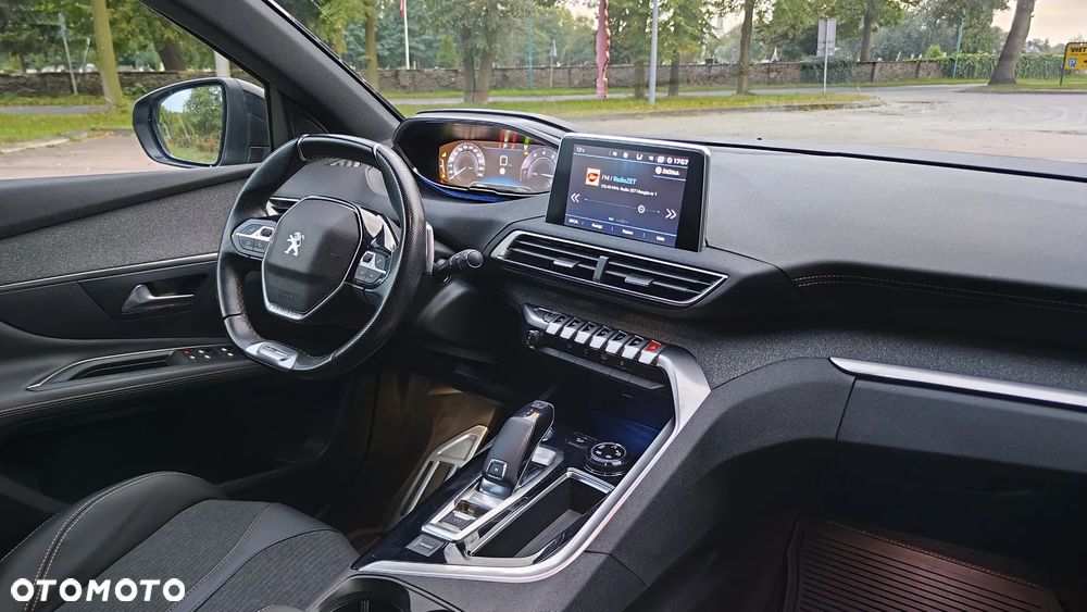 Peugeot 3008 1.2 PureTech GT Pack S&S EAT8 - 29