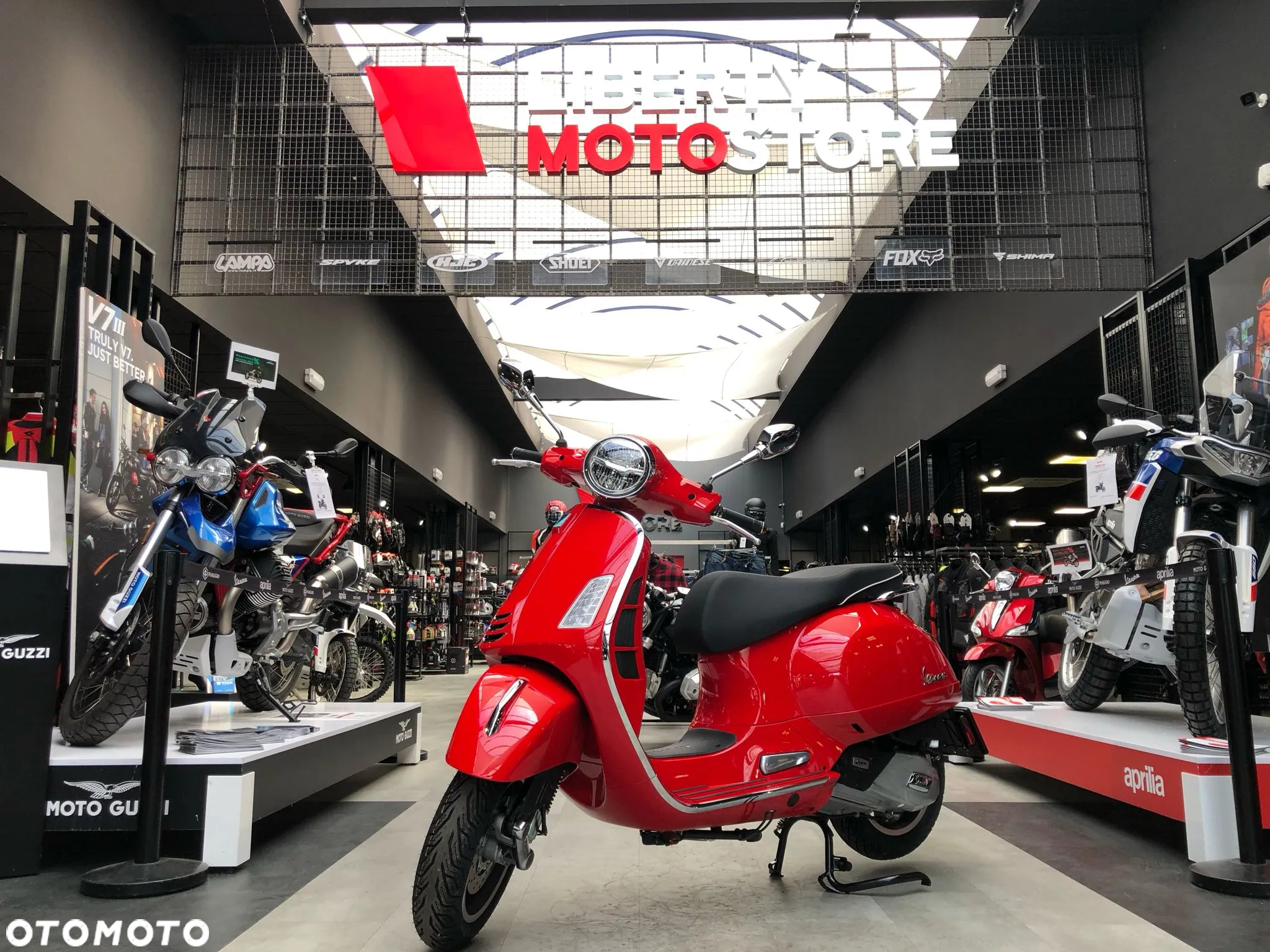 Vespa GTS - 7