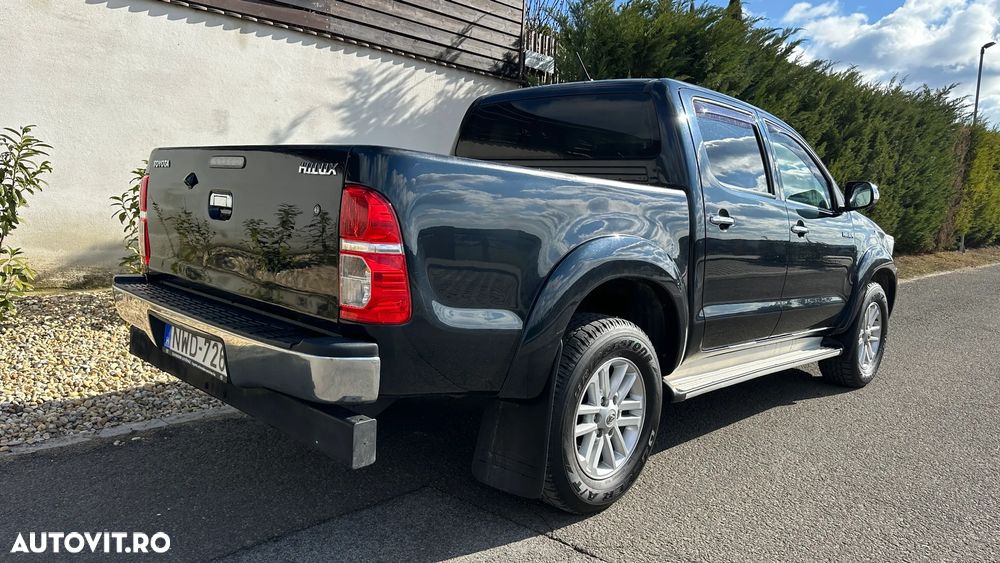 Toyota Hilux - 6