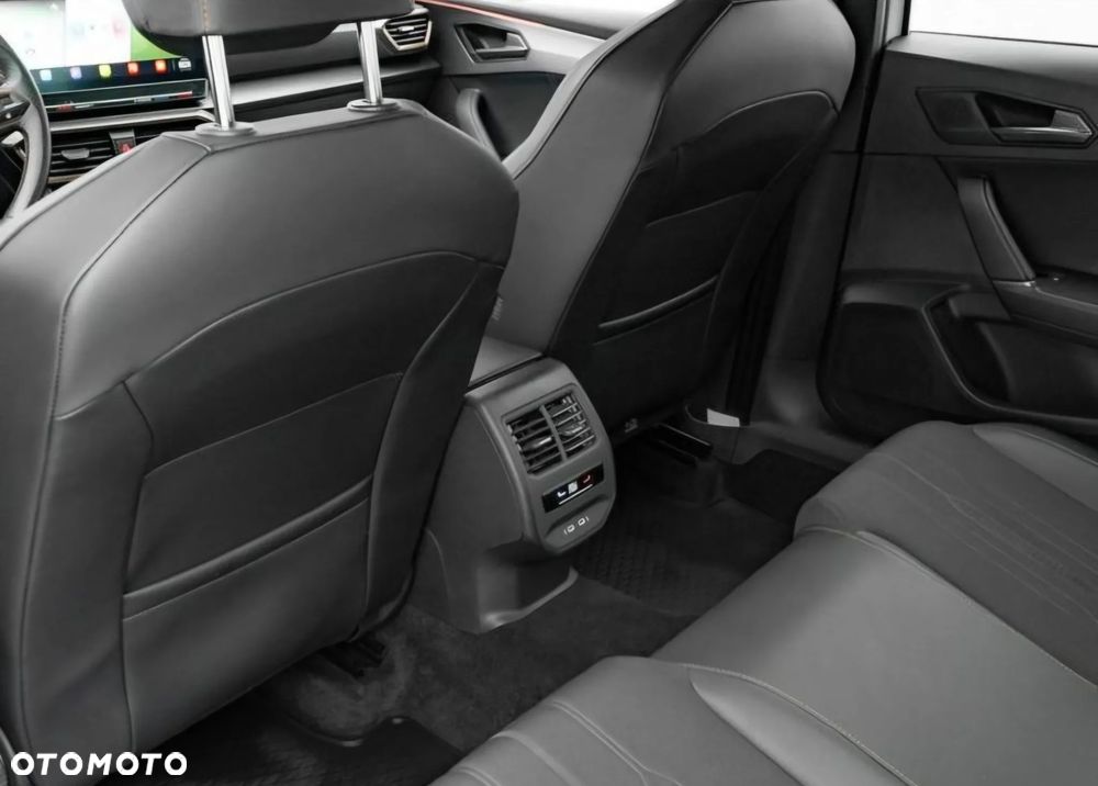 Cupra Leon 1.5 eTSI DSG - 17