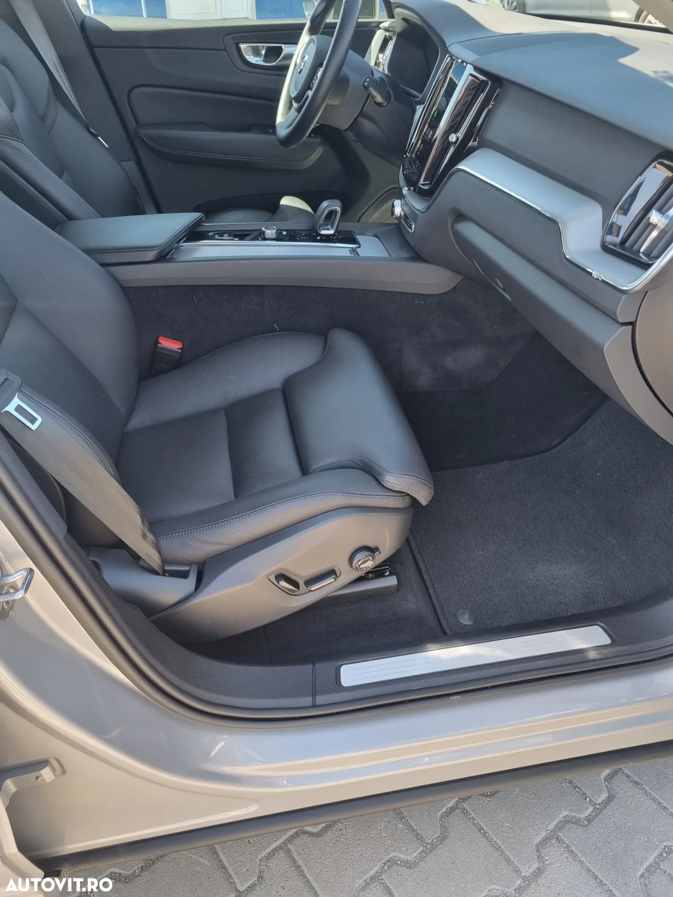 Volvo XC 60 B4 D AWD Geartronic RDesign - 15