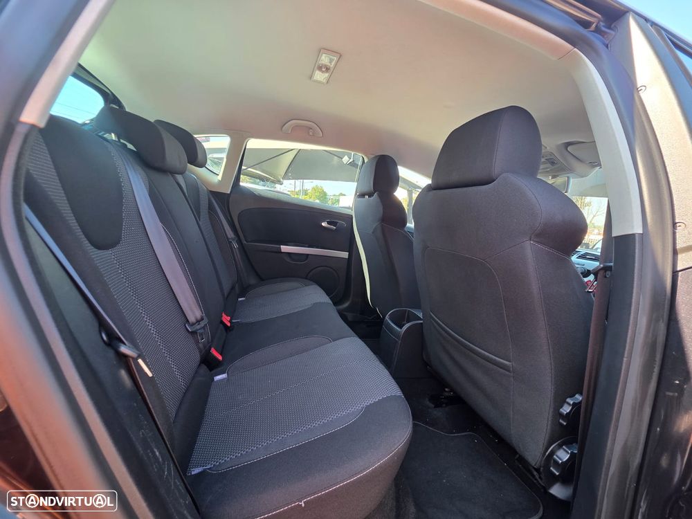 SEAT Leon 1.6 TDI Sport - 23