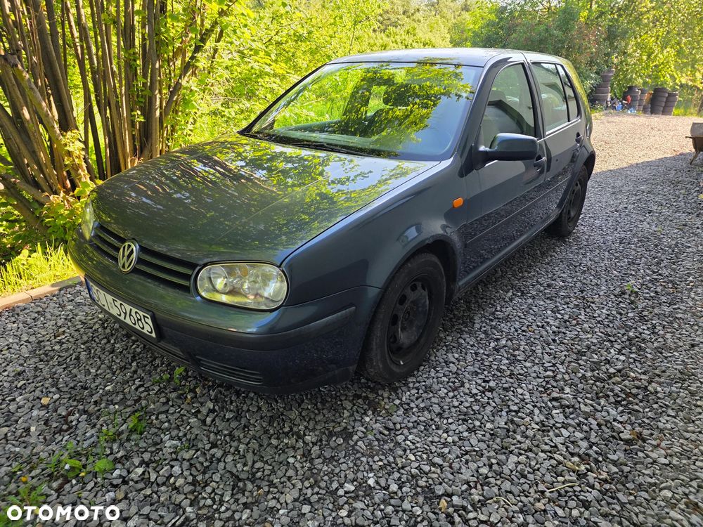 Volkswagen Golf 1.9 TDI Basis - 1