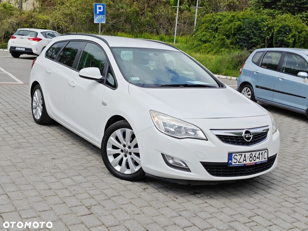Opel Astra 1.4 Turbo Sport - 1
