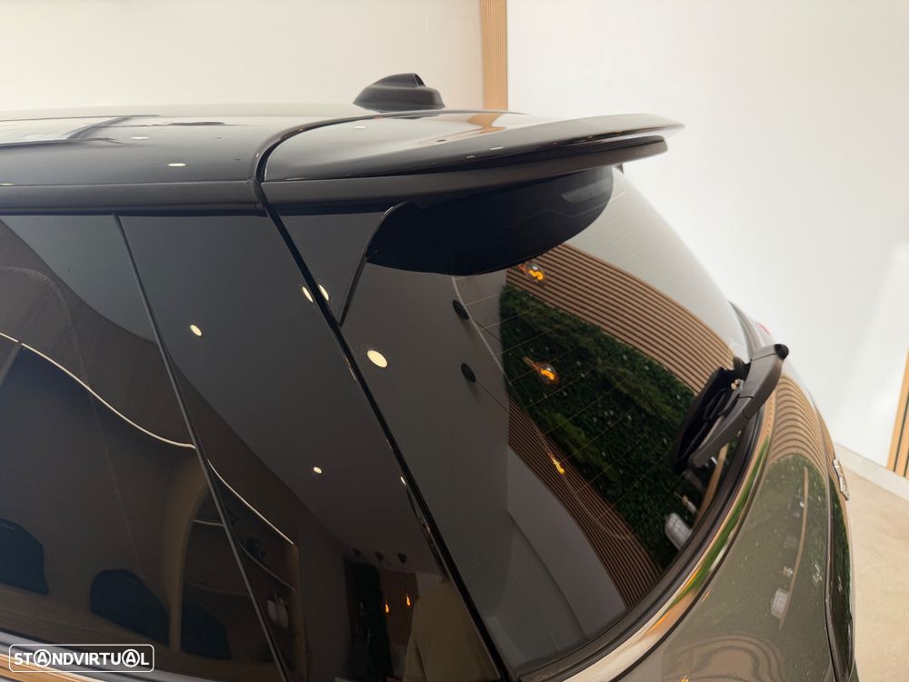 MINI 3 Portas Cooper SE Essential - 12