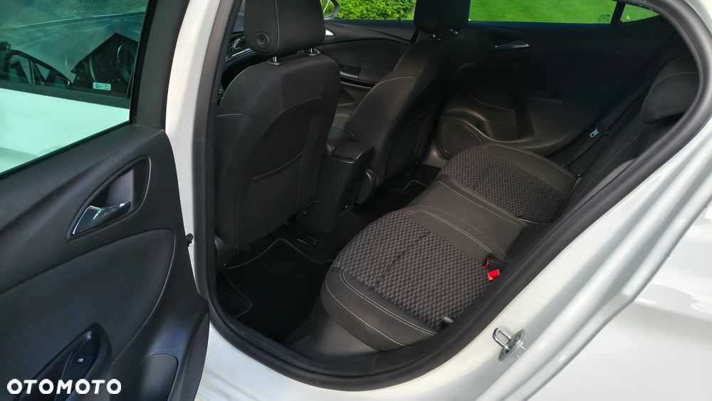 Opel Astra 1.4 Turbo Active - 21