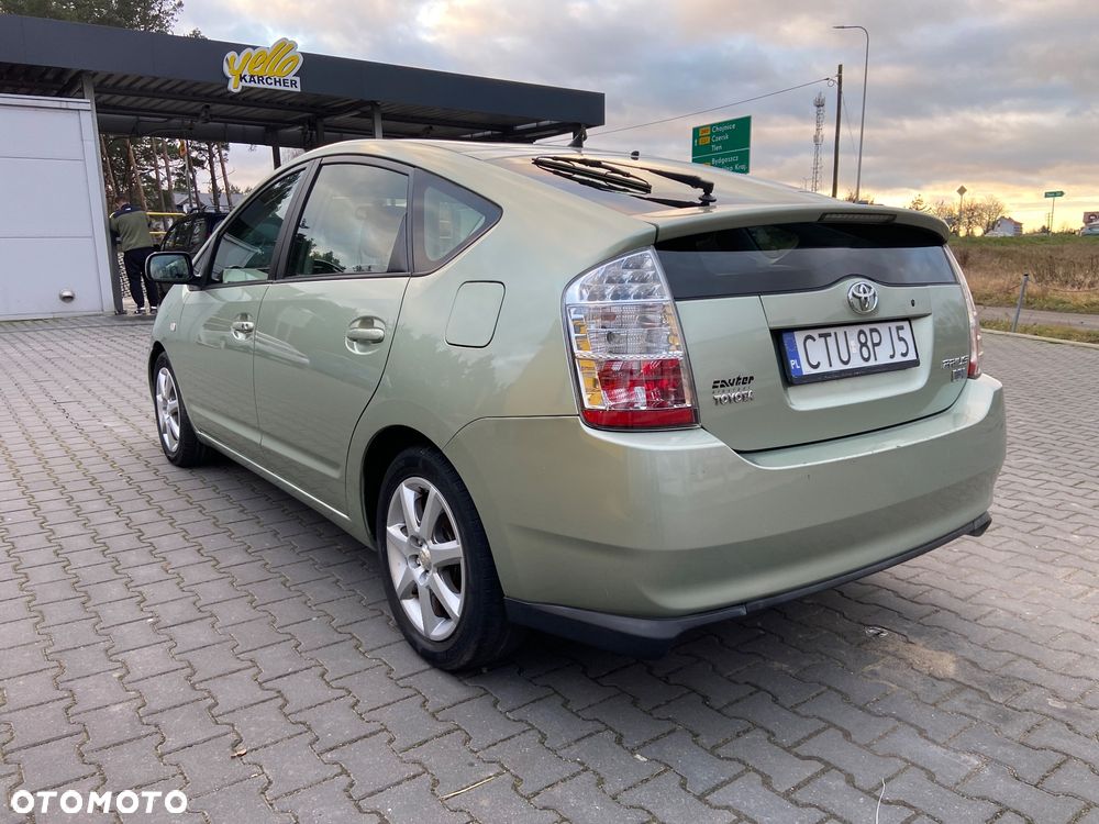 Toyota Prius 1.5 VVT-i Sol - 7