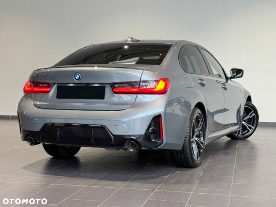 BMW Seria 3 320i xDrive M Sport - 3