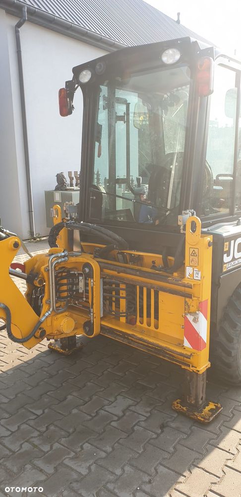 JCB 1CX - 6