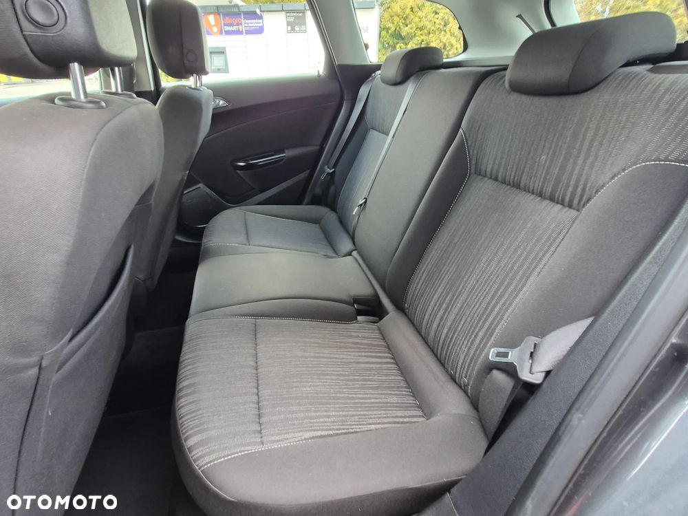 Opel Astra 1.4 Selection - 29