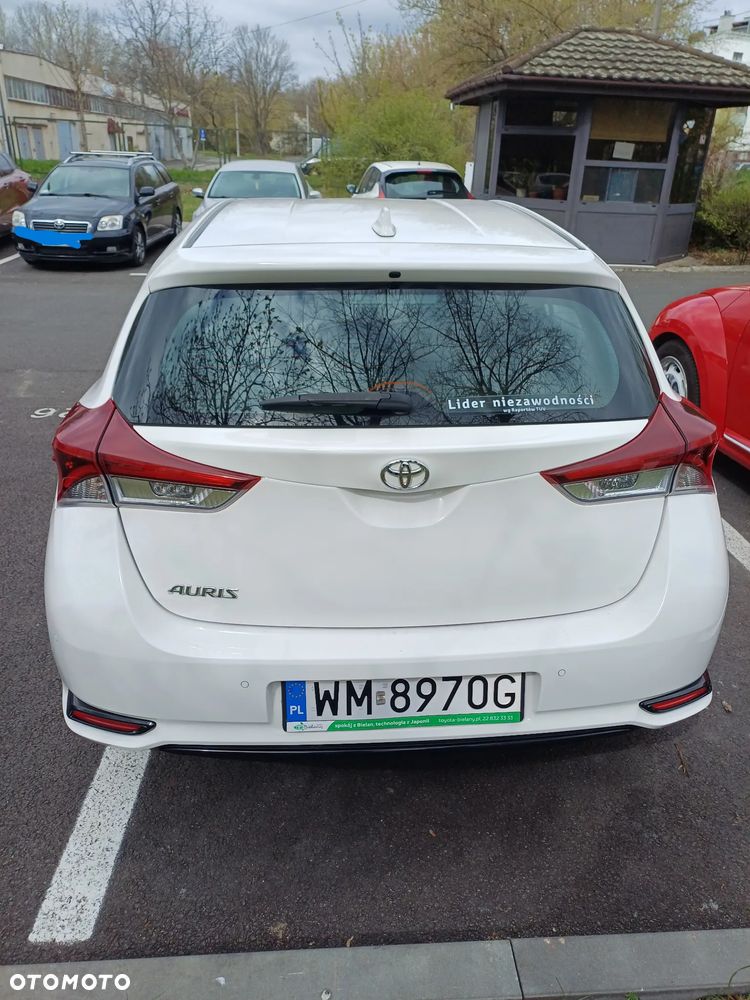 Toyota Auris 1.33 VVT-i Active - 4