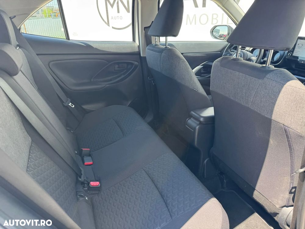 Toyota Yaris Cross 1.5 VVT-i HSD 4x2 Active - 12